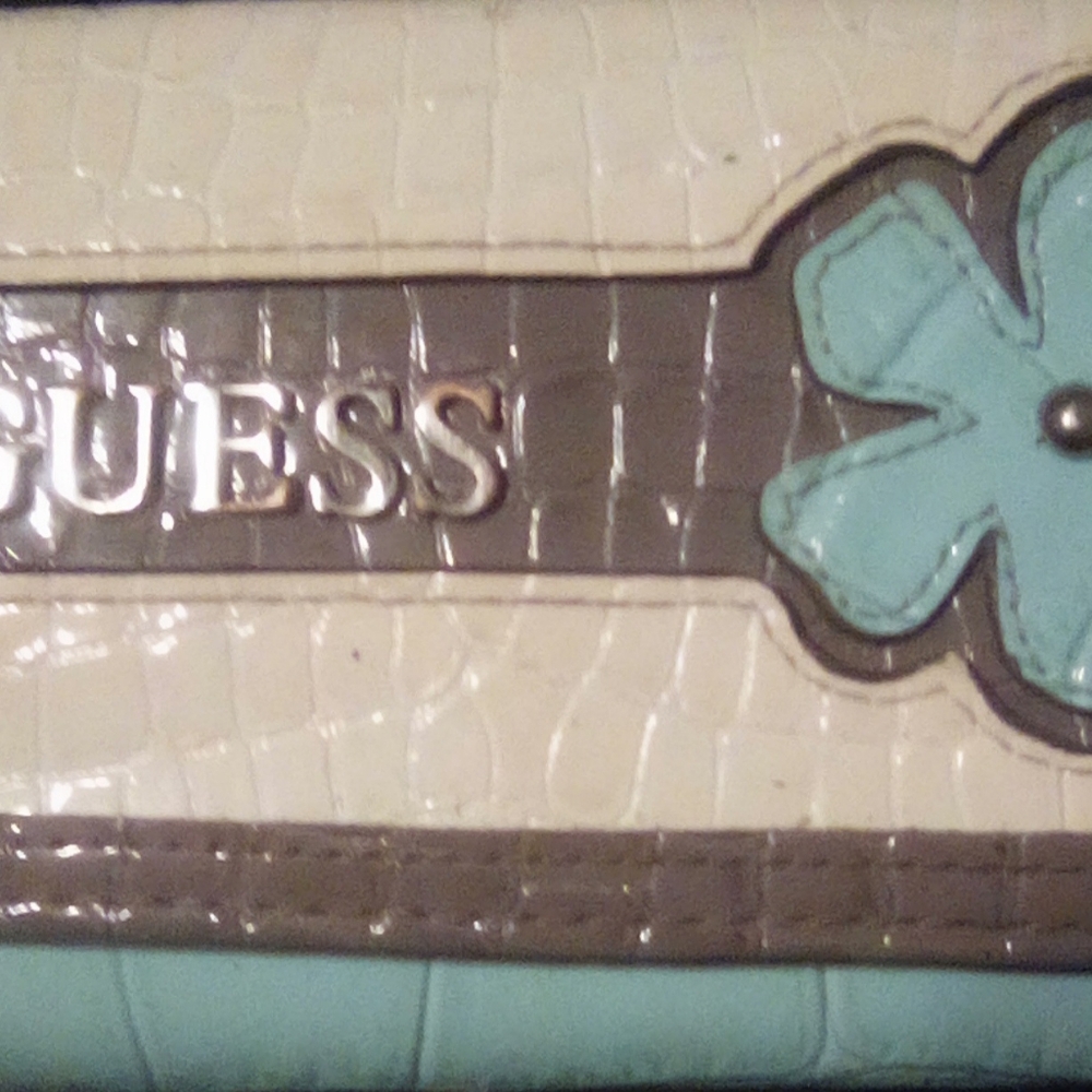 Guess Large Clutch Style Leather Wallet.